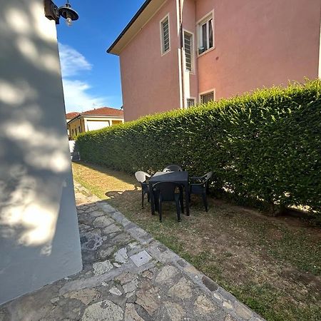 A Quattro Passi Dalle Mura Lucques Extérieur photo